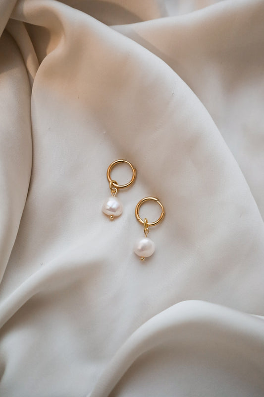 Mette -helmikorvakorut