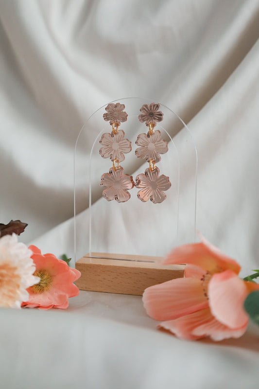 Lilja Triple -korvakorut