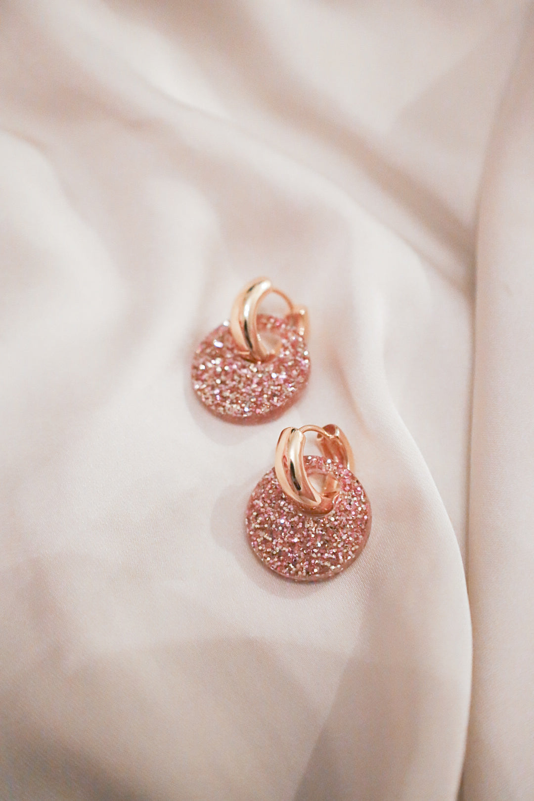 Olivia -korvakorut akryyli