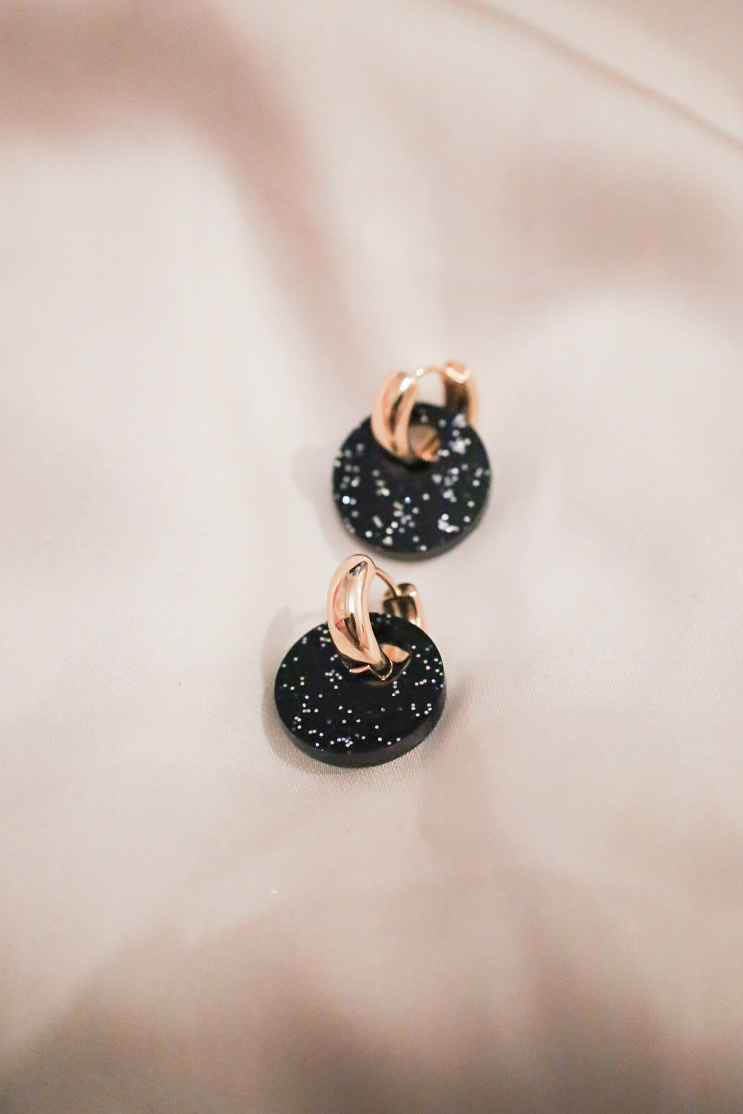 Olivia -korvakorut akryyli