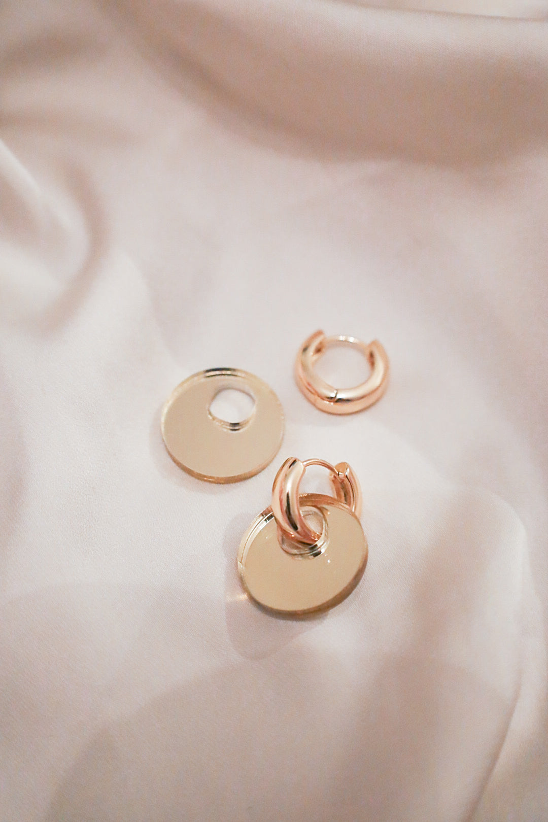 Olivia -korvakorut akryyli