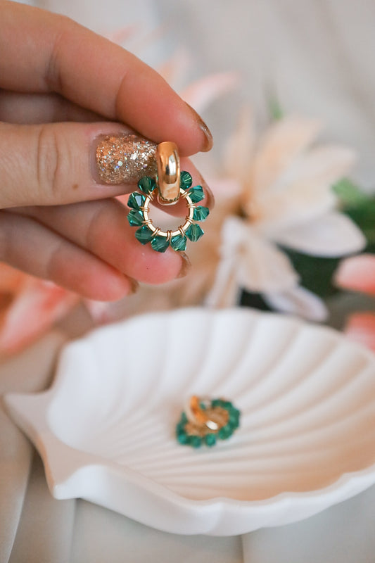 Olivia -korvakorut kristalli