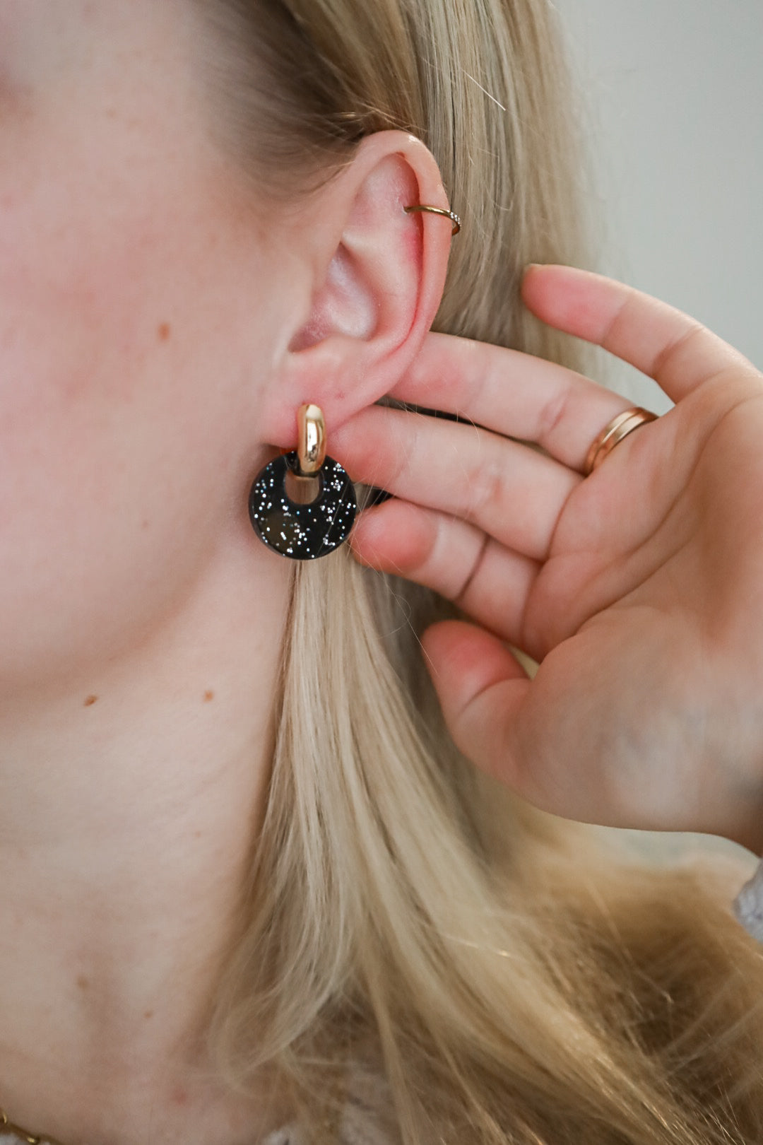 Olivia -korvakorut akryyli